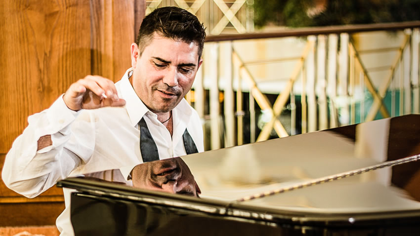 Carlos López during a concert evening