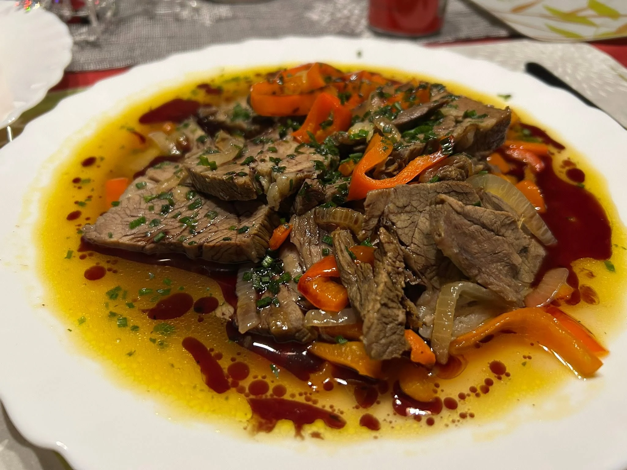 Warm catering dish with vegetables